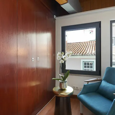 Principe Real Two Bedroom Loft * Lisboa